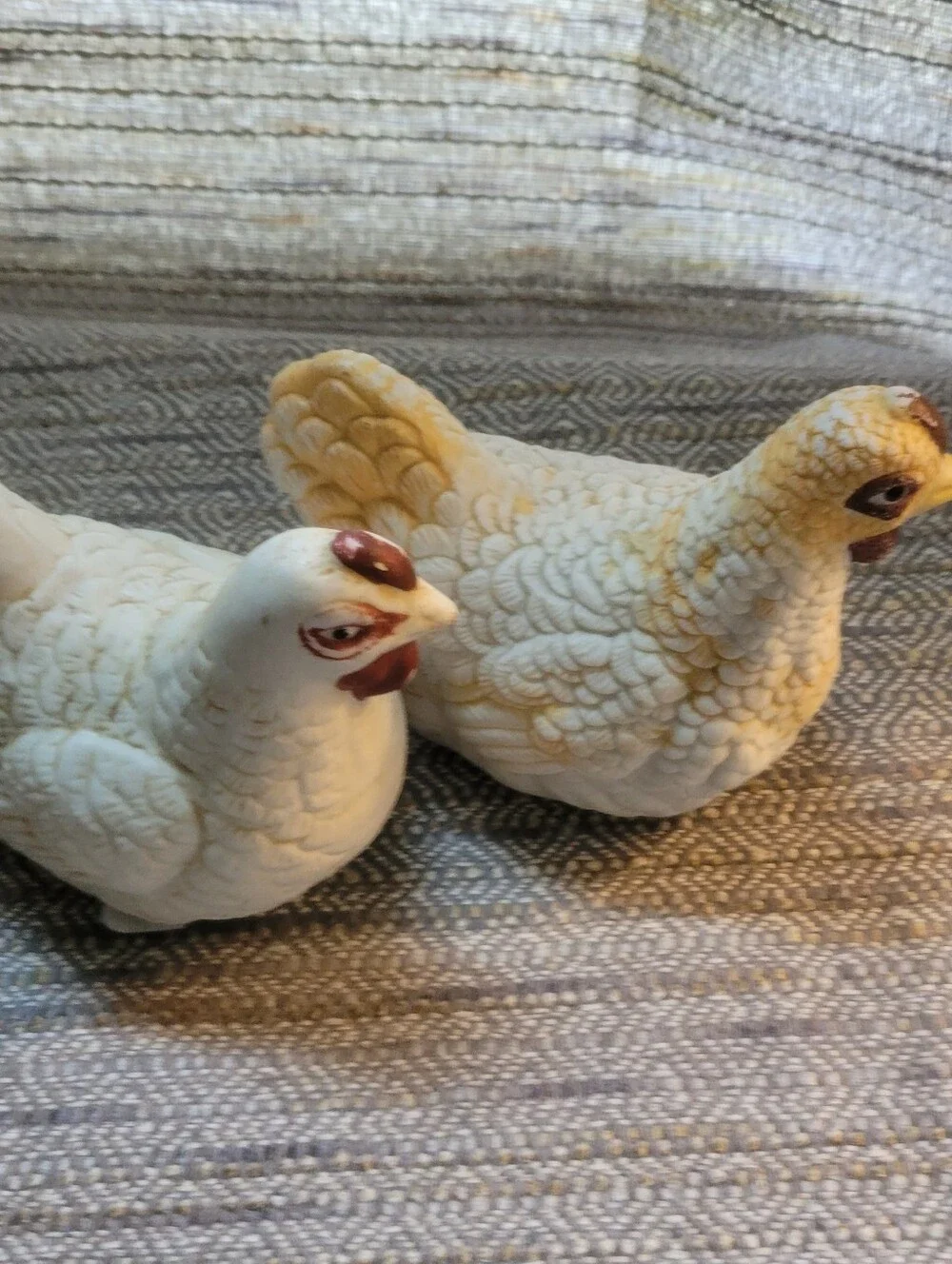 Ceramic Nesting Hen & Chicken Figurines - Set of 2 Country Farmhouse Decor VTG